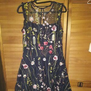 MORGAN & CO SZ 11 BLUE FLORAL FITTED EMBROIDERY ORGANZA SHEER SHORT DRESS Formal